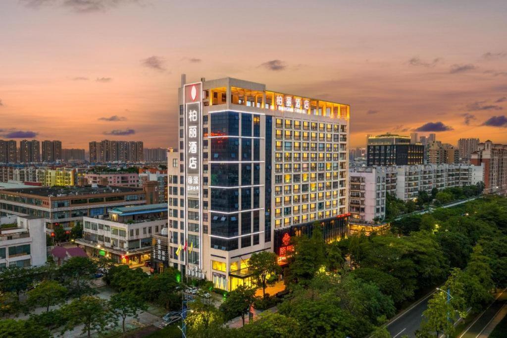 Park Lane Hotel Shunde Exterior photo